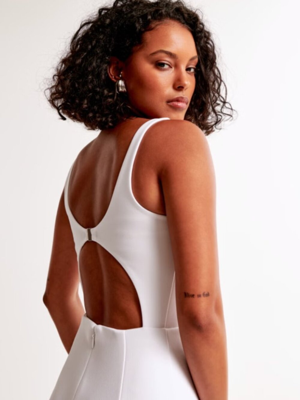 White Jumper - Picture 6 of 6